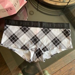 3/$15 PINK VS Plaid Logo Boyshort Large Undies
